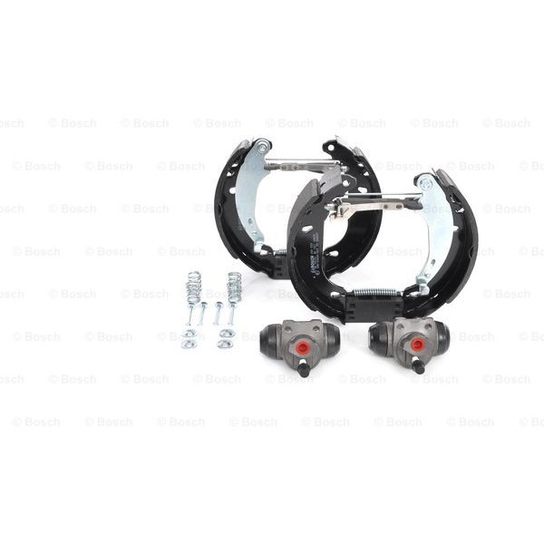 Слика на Комплет гуртни BOSCH KIT SUPERPRO 0 204 114 073 за Renault Clio 2 1.0 - 71 коњи бензин