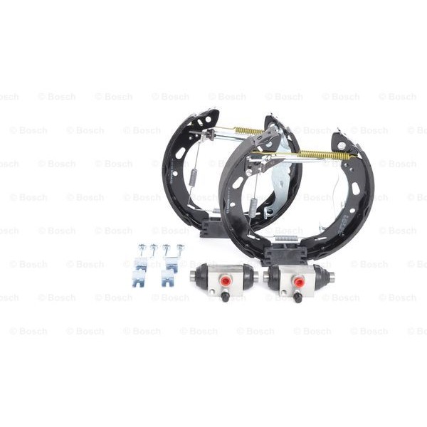 Слика на Комплет гуртни BOSCH KIT SUPERPRO 0 204 114 666 за Ford Fiesta 6 1.6 Ti - 120 коњи бензин