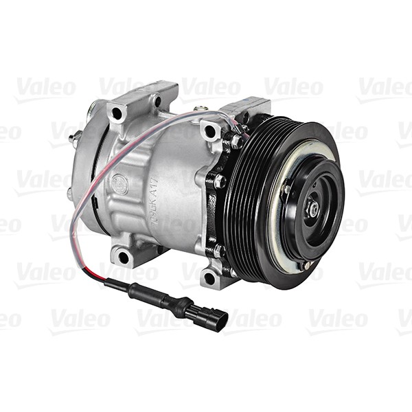 Слика на Компресор за клима VALEO NEW ORIGINAL PART 813027 за камион DAF 95 FTG 95.400 - 401 коњи дизел