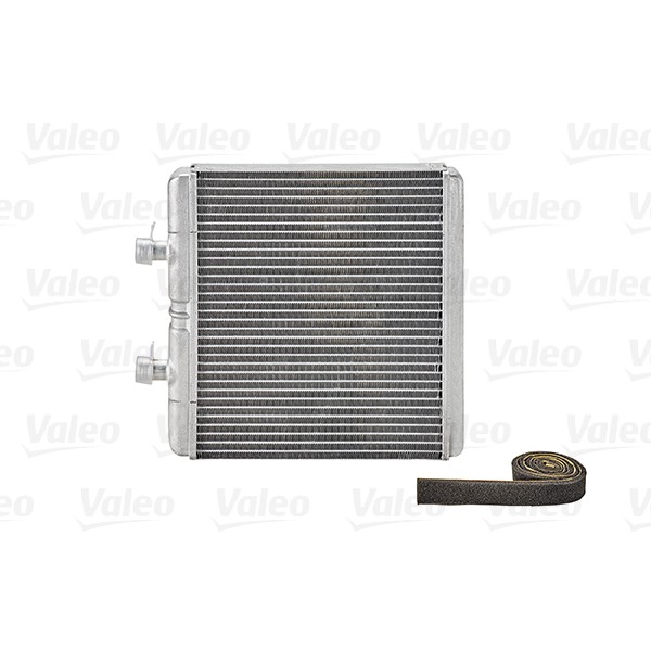 Слика на Ладник за парно VALEO NEW ORIGINAL PART 812340 за камион Iveco Daily Box 2006 35C14 GV, 35C14 GV/P, 35S14 GV, 35S14 GV/P - 136 коњи компресиран природен газ (метан)