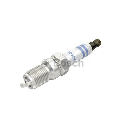 Слика на свеќица BOSCH Double Platinum 0 242 236 563 за Ford Fusion (ju) 1.3 - 60 коњи бензин