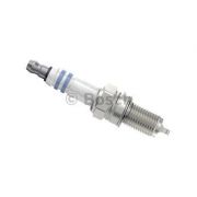 Слика 4 на свеќица BOSCH Nickel 0 242 135 515