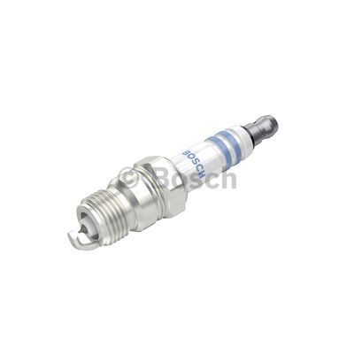 Слика на свеќица BOSCH Platinum 0 242 225 673 за BUICK ROADMASTER 5.0 - 173 коњи бензин