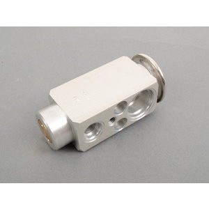 Слика на Air Conditioning Expansion Valve BMW OE 64118384379 за  BMW Z3 Coupe 3.2 - 320 kоњи бензин