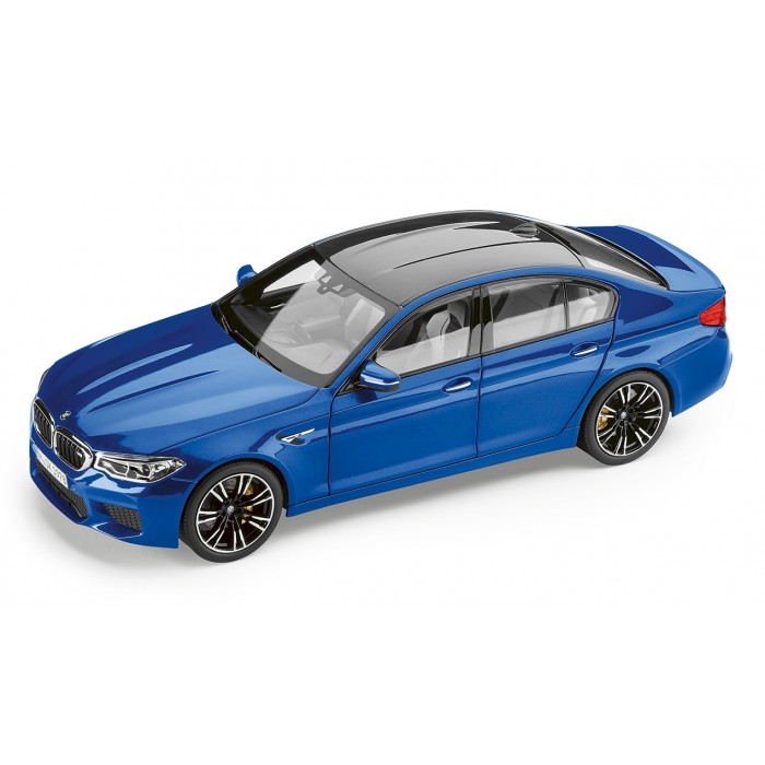 Слика на BMW Миниатюра M5 F90 Marina Bay Blue 1:18 BMW OE 80432454783 за  мотор BMW HP 2 Megamoto (RHP2) - 113 kоњи бензин