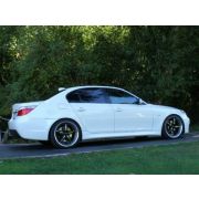 Слика  на BODY KIT за BMW Е60 седан (2003-2007) - M-Tech пакет без халогени AP BKBMWE60MTWF