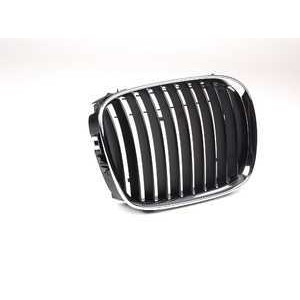 Слика на Kidney Grille - Right BMW OE 51138159316 за  BMW 5 Touring E39 530 d - 184 kоњи дизел