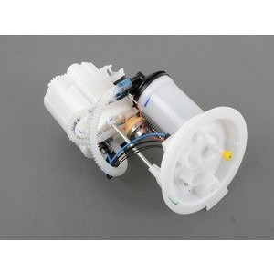 Слика на Low Pressure Fuel Filter/Pump Assembly BMW OE 16117243975 за  BMW 2 Cabrio F23 220 i - 184 kоњи бензин