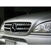 Слика  на Решетка за Mercedes ML W163 (W164 дизайн) (1998-2005) - црна сo хромлайсни AP GM163B